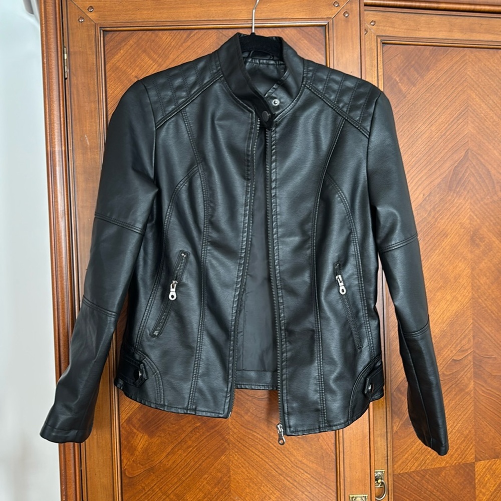 Faux leather black jacket